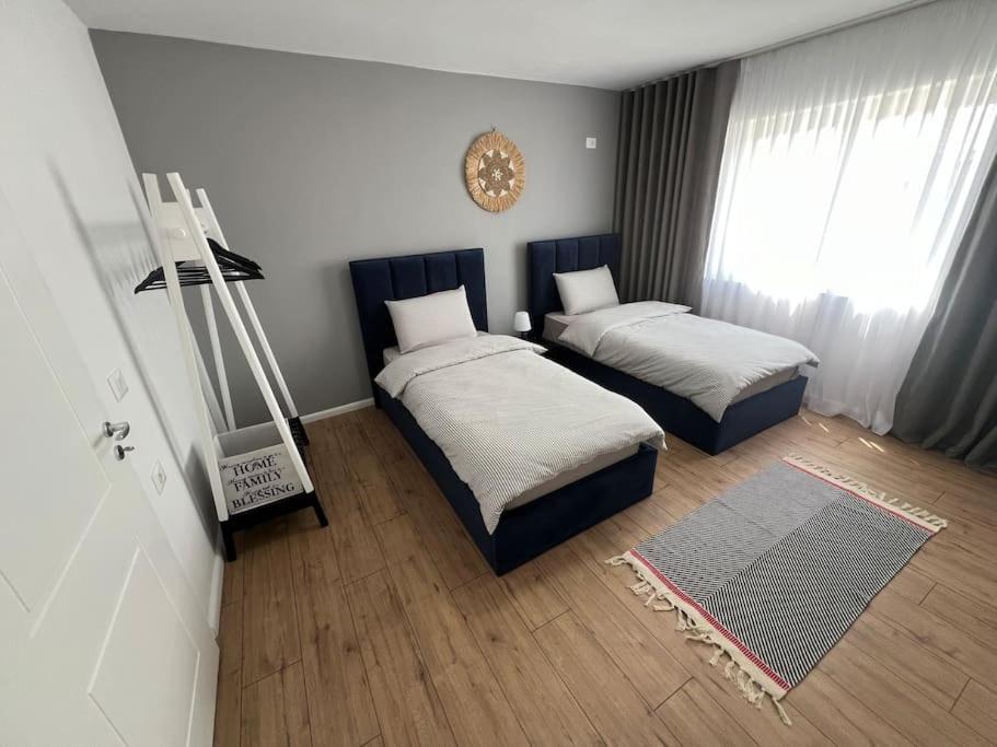 Modern Apt Near City Centre Shkodër 外观 照片